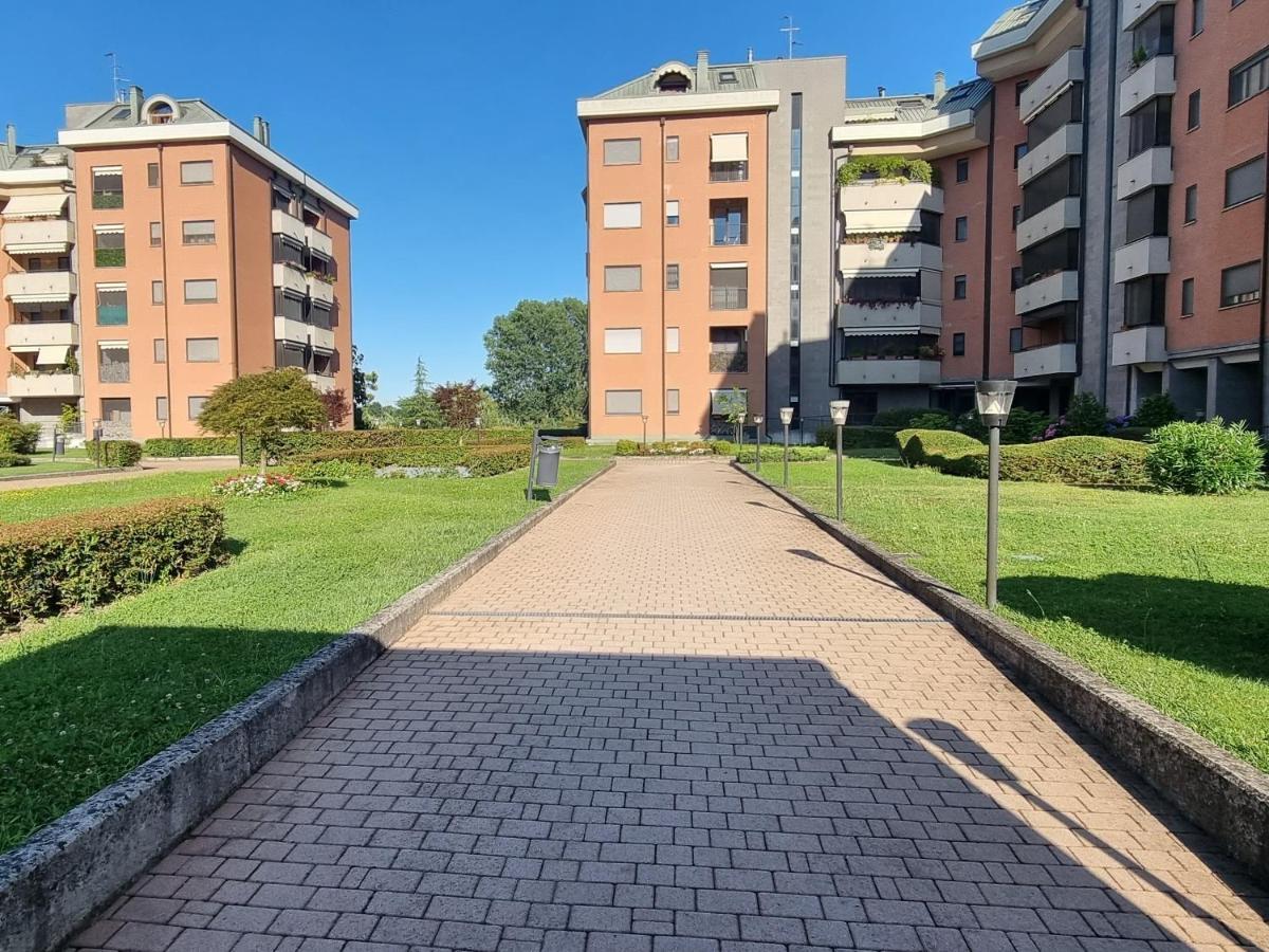 Apartamento La Casetta Di Grazia E Nino Buccinasco Exterior foto